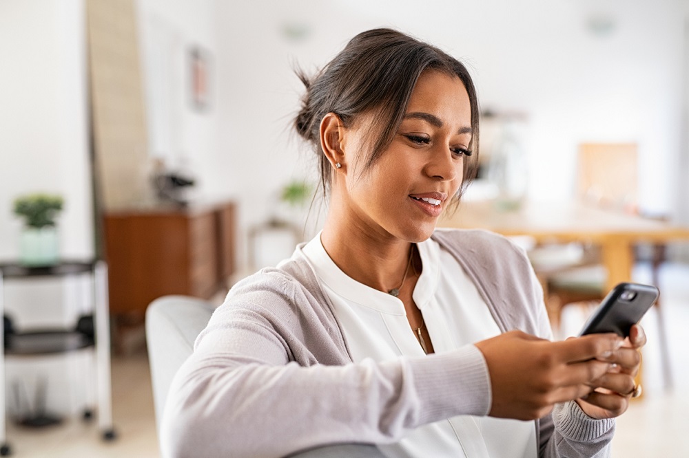 New UC research shows Australian women are turning off traditional news