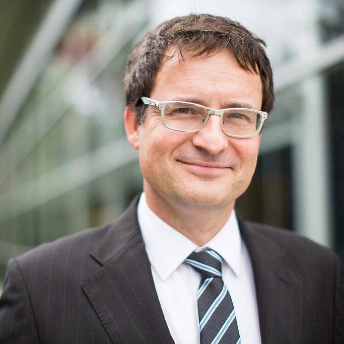 Professor Uwe Dulleck